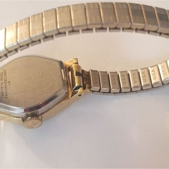 Vintage Caravelle Ladies gold stretch Watch main image 6
